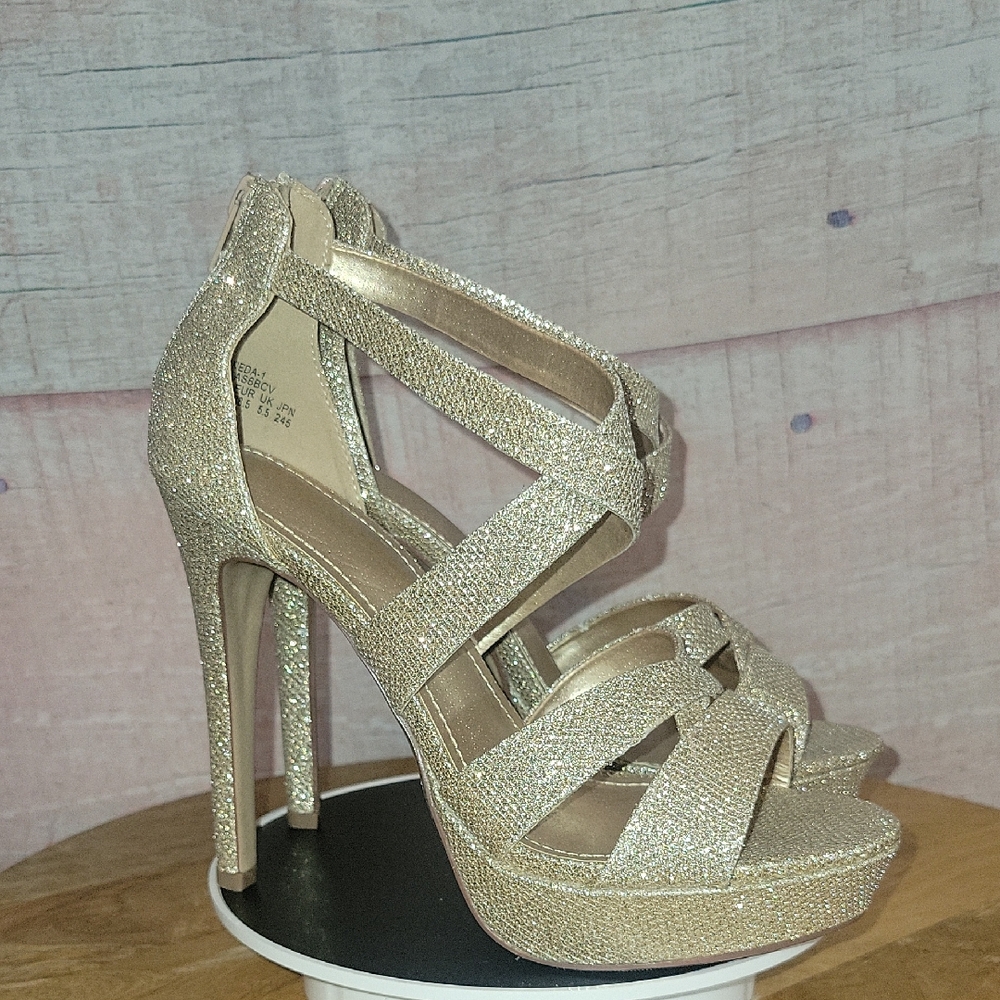 Dream Pairs Gold Platform Strappy Heels